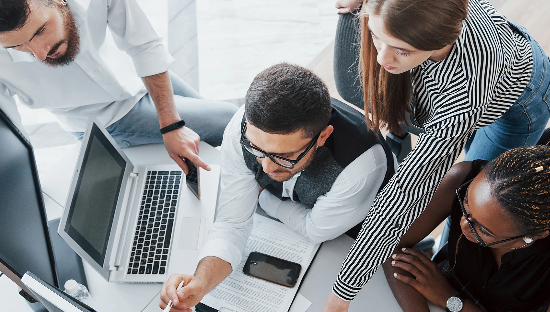How to Hire a Dedicated Development Team: A Comprehensive Guide